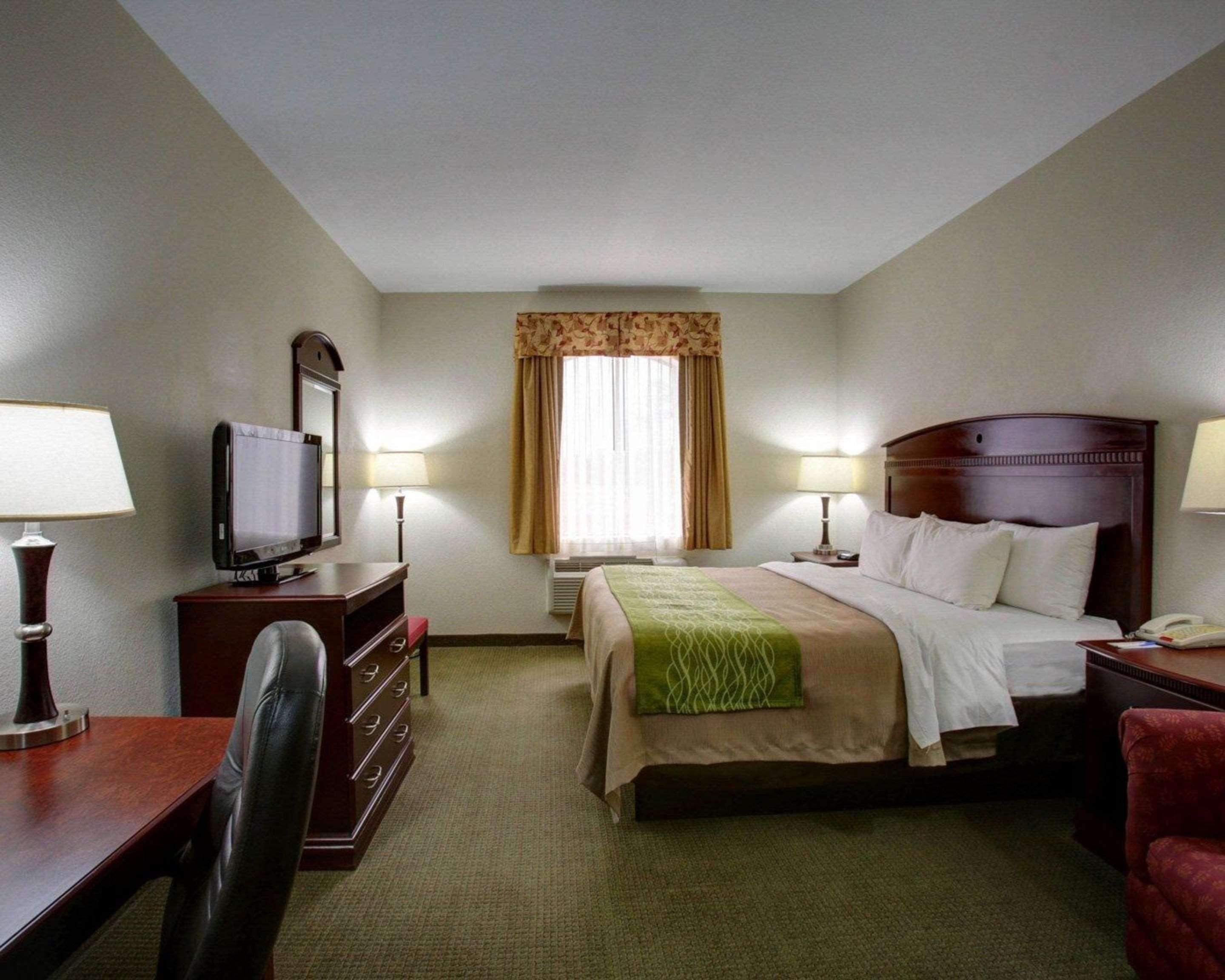 Quality Inn Rockdale Bagian luar foto